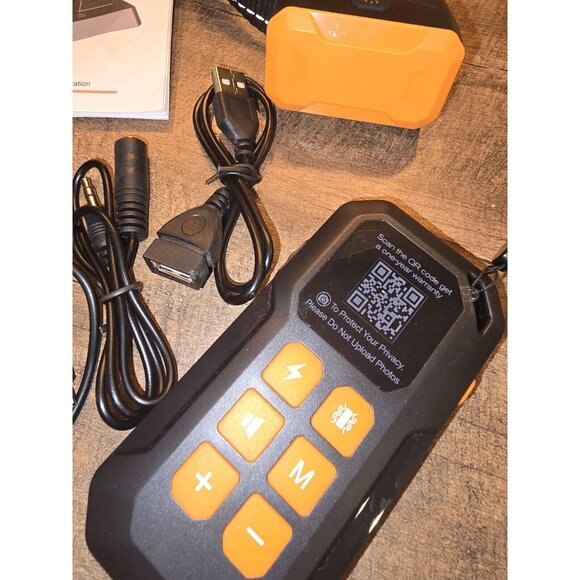 WTBFX 2 in 1 Wireless Dog Fence & Training Collar Black & Orange New, Open Box - Picture 6 of 6